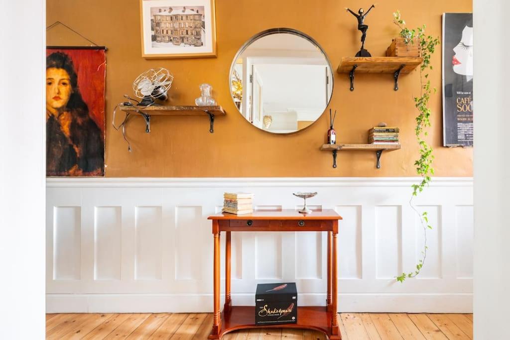 Holyrood Park: Lush & Arty 2 Double Bed Flat Apartment EDI Exterior photo