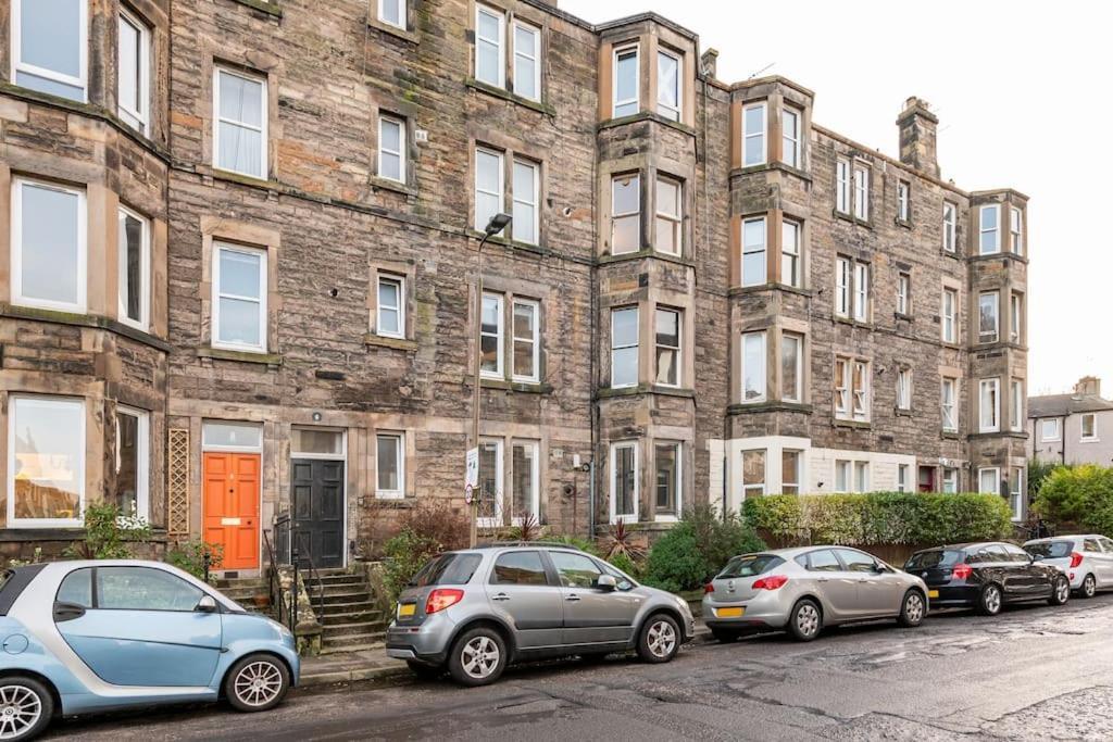 Holyrood Park: Lush & Arty 2 Double Bed Flat Apartment EDI Exterior photo