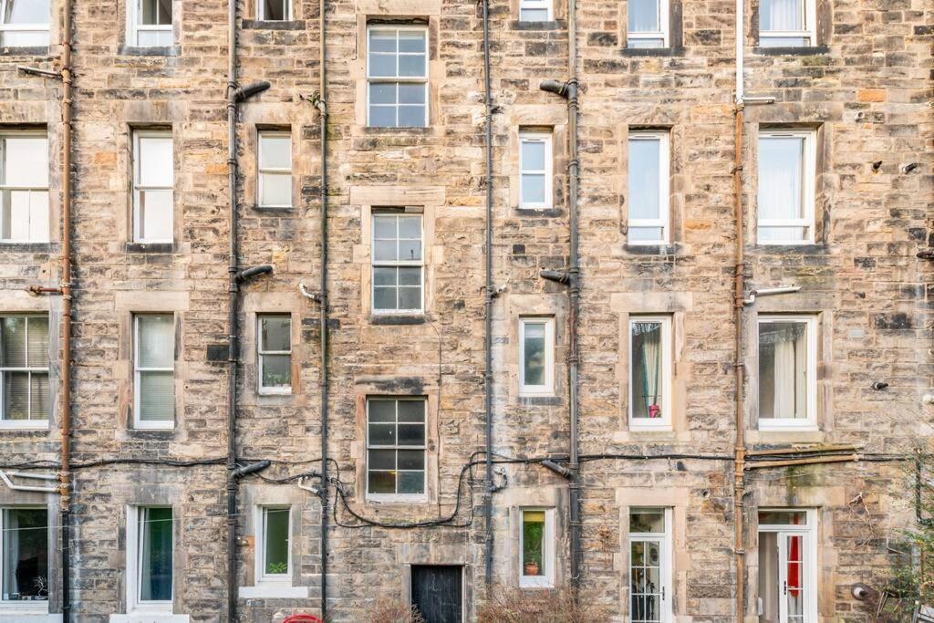 Holyrood Park: Lush & Arty 2 Double Bed Flat Apartment EDI Exterior photo